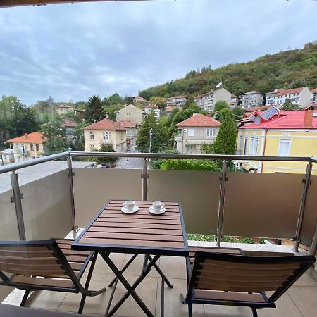 Coziness And Comfort In The Old Town Veliko Tŭrnovo Exterior photo
